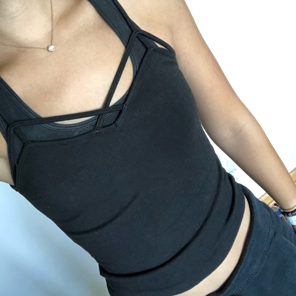 brandy melville crop top